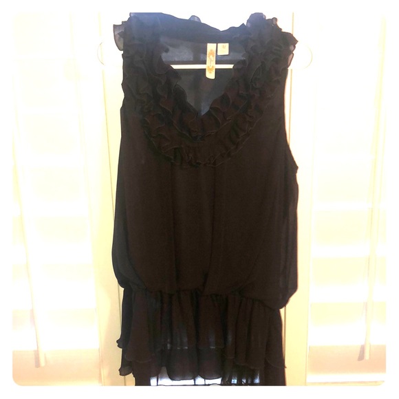 Adiva Tops - 3/$12 Sleeveless blouse